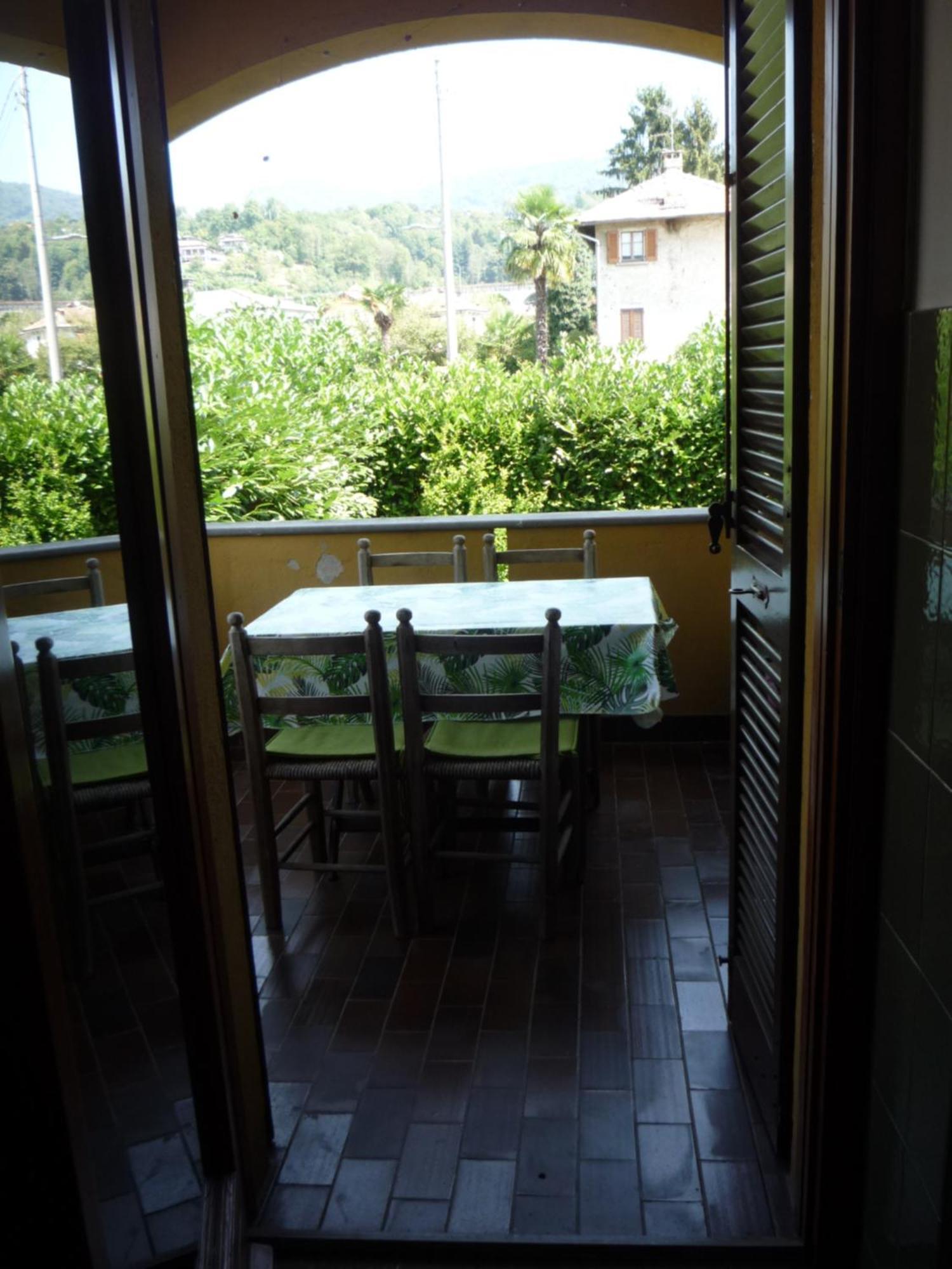 Casa Di Gio Apartment Pettenasco Luaran gambar